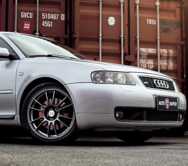 Audi S3 da Auto Super + rodas Carbon Milano