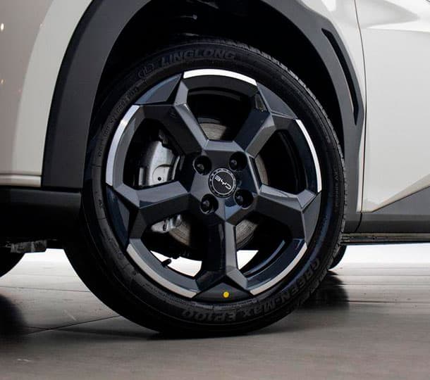 Fato ou Fake, pneu do BYD Dolphin Mini não existe no mercado brasileiro?