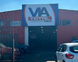 Foto do Centro de Montagem Via Total Pneus - Pinhais